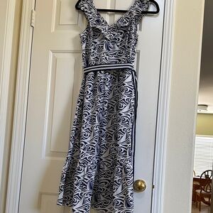 Vineyard Vines navy blue and White Patterned Midi Dress